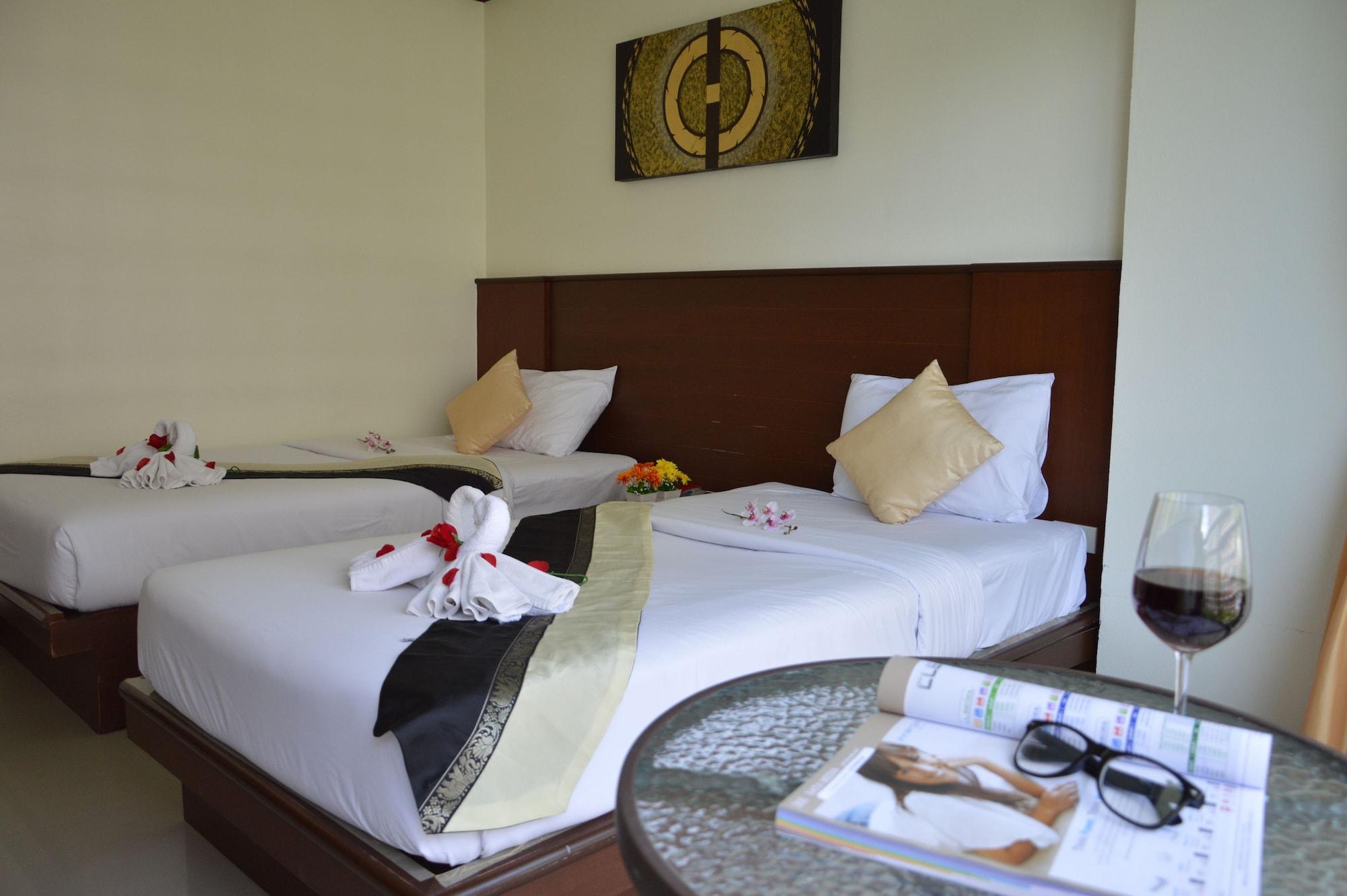 Sharaya Residence Patong Esterno foto