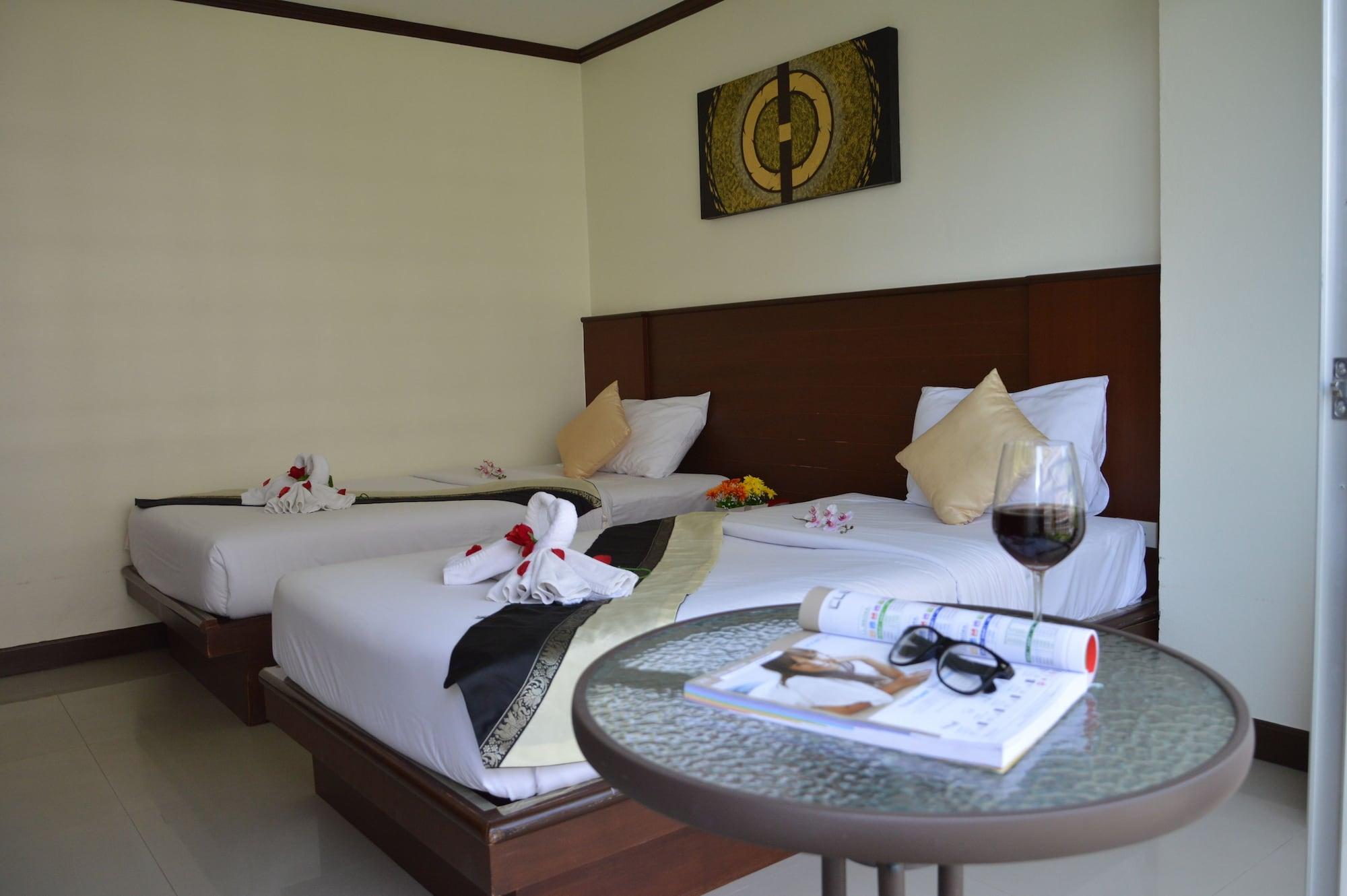 Sharaya Residence Patong Esterno foto