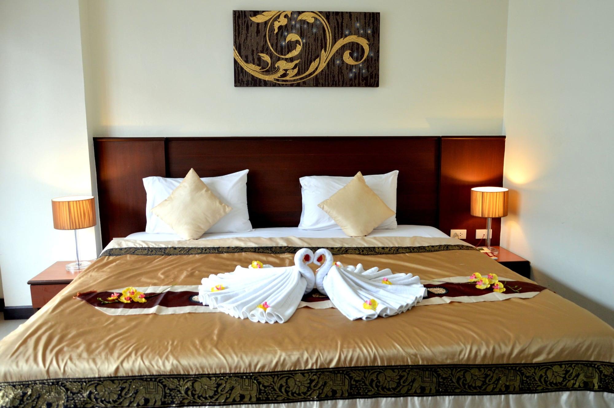 Sharaya Residence Patong Esterno foto