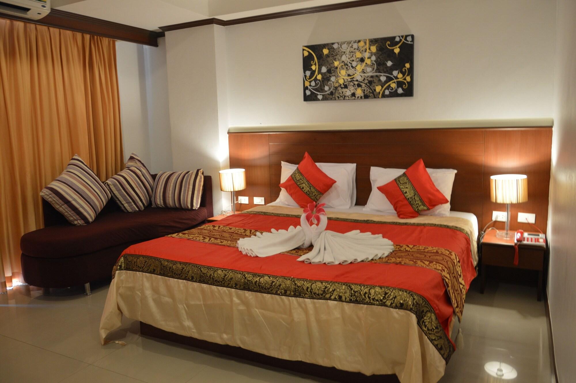 Sharaya Residence Patong Esterno foto